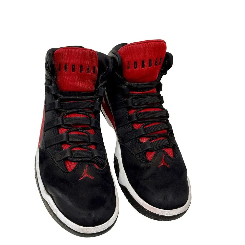 Nike Air Jordan Max Aura Bred AQ9084-061 Black Red White Men's Size 10 Shoes